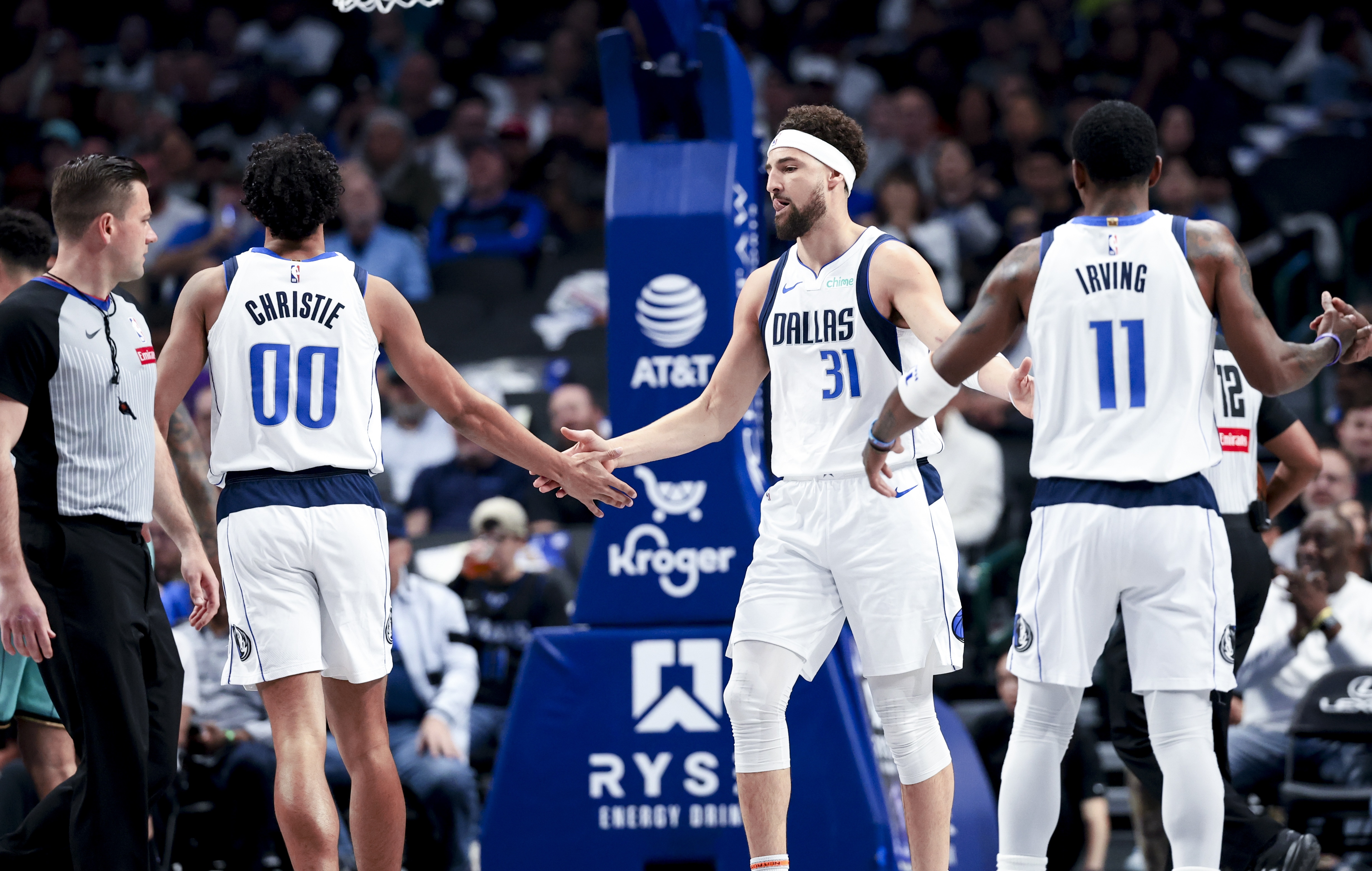 大乐透开奖结果-克莱手感热时？克里斯蒂：给他掩护/传球/让路 他是最佳射手之一